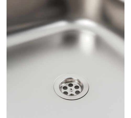 Мойка кухонная из нержавеющей стали Platinum 8060 L (0,4/120 мм)